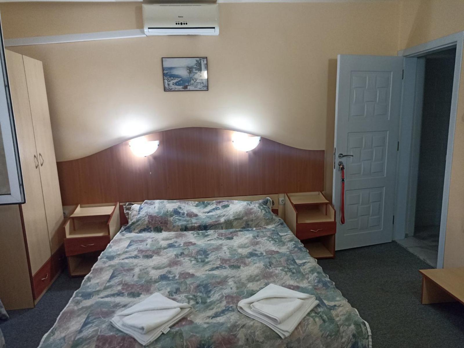 רבדה Krasi Hotel מראה חיצוני תמונה