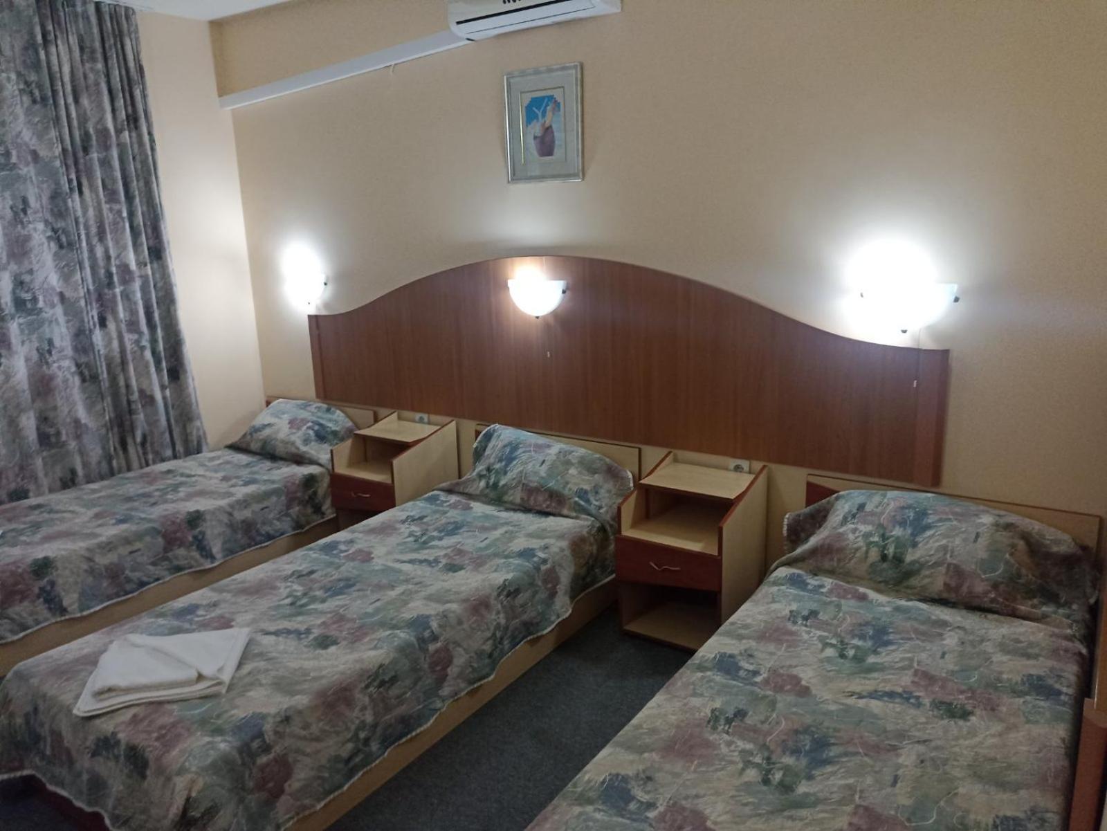 רבדה Krasi Hotel מראה חיצוני תמונה