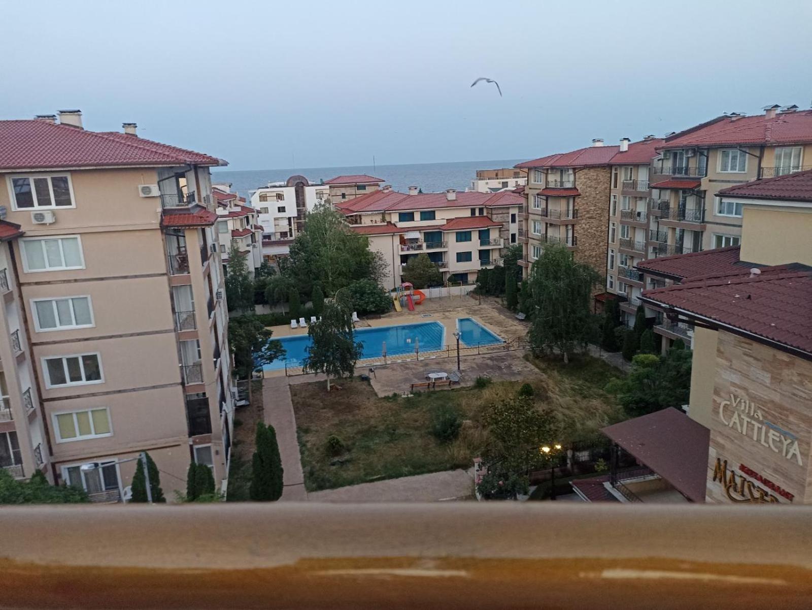 רבדה Krasi Hotel מראה חיצוני תמונה