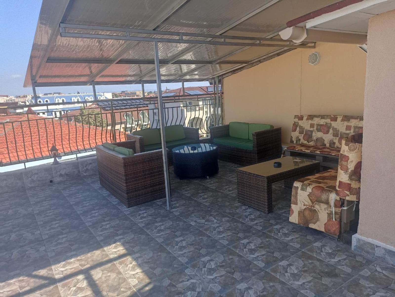 רבדה Krasi Hotel מראה חיצוני תמונה