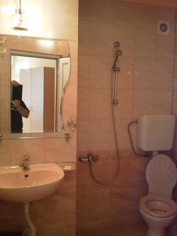 רבדה Krasi Hotel חדר תמונה