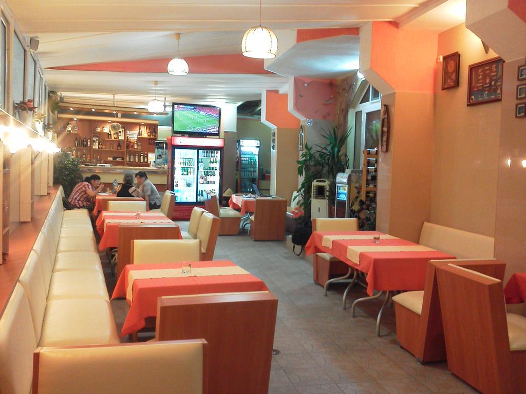 רבדה Krasi Hotel מראה חיצוני תמונה